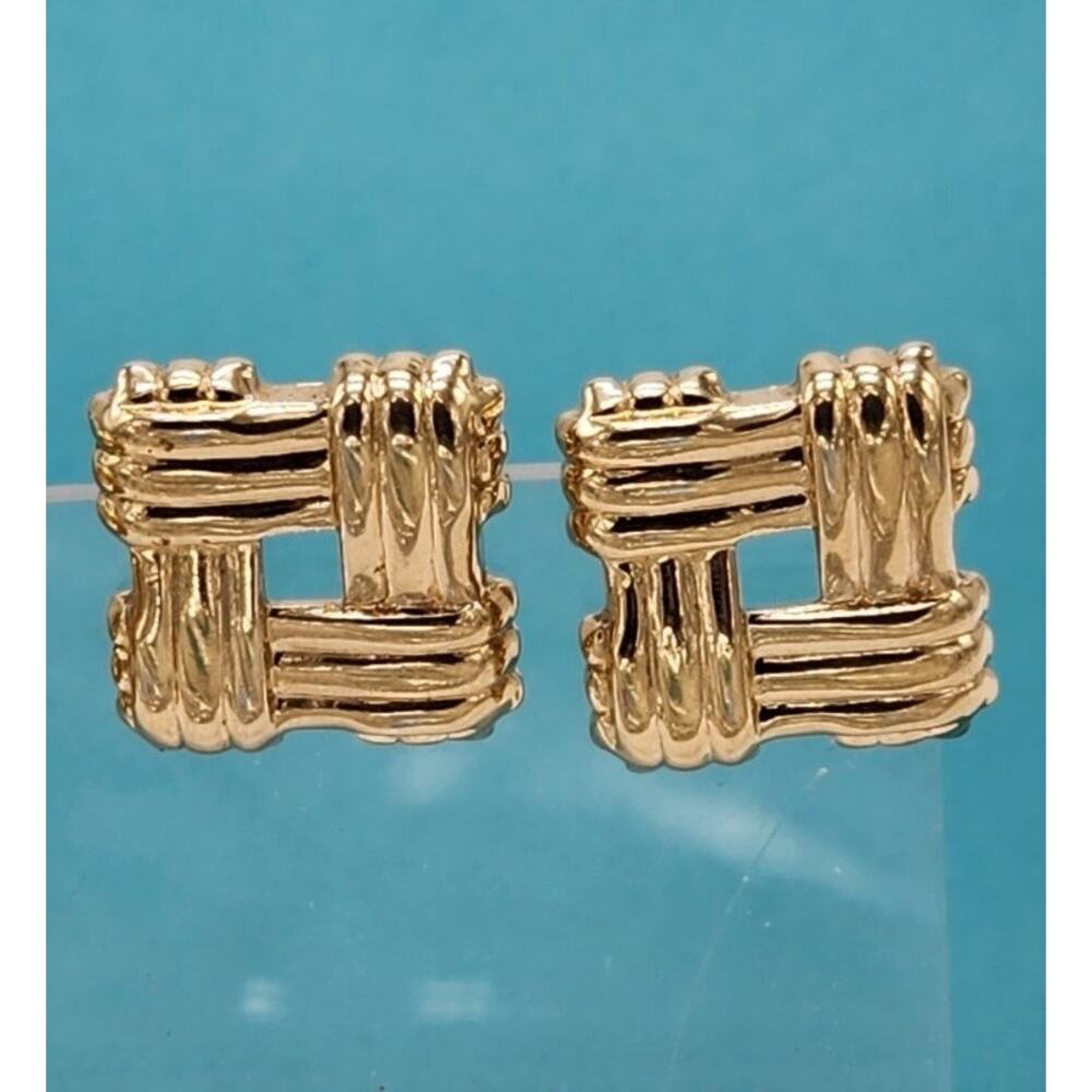 BOGO FREE Vtg Avon 1986 Square BASKET WEAVE EARRINGS